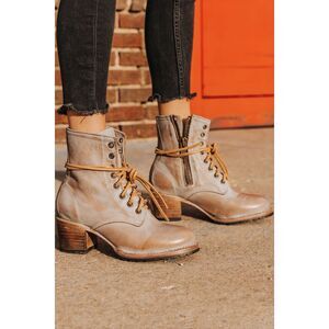 Freebird by Steven Cavalier Boots in Gravel Leather Lace Up Zip Size 8